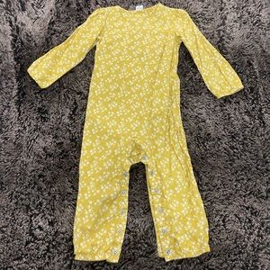 Toddler’s floral jumpsuit